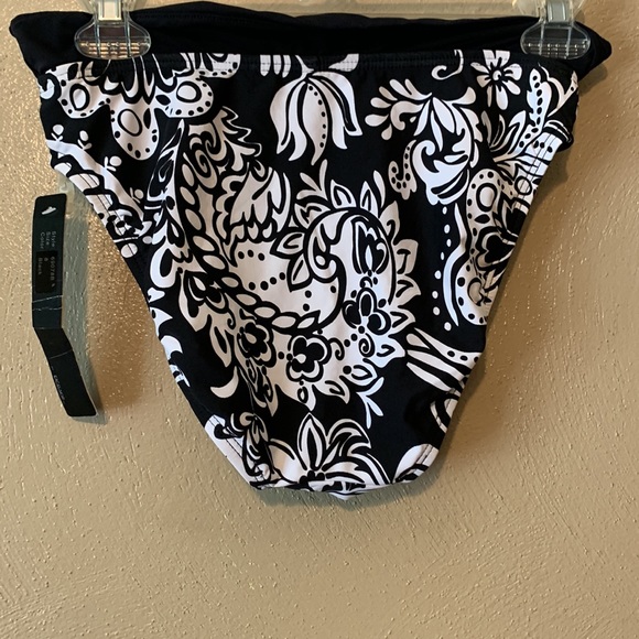 Beach Bay size 8 black white floral swimsuit bikini - Picture 3 of 4